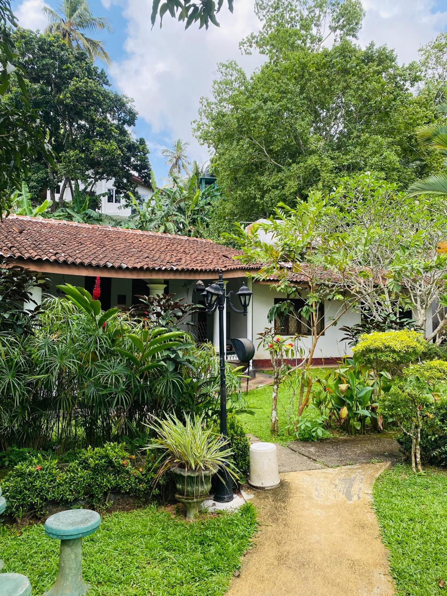 Leijay Resort Galle Buitenkant foto